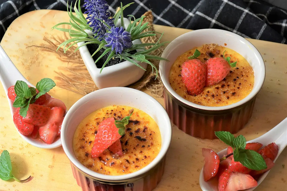 How to Make Crème Brûlée Without a Torch: Broiler and Sear Gun Methods Compared